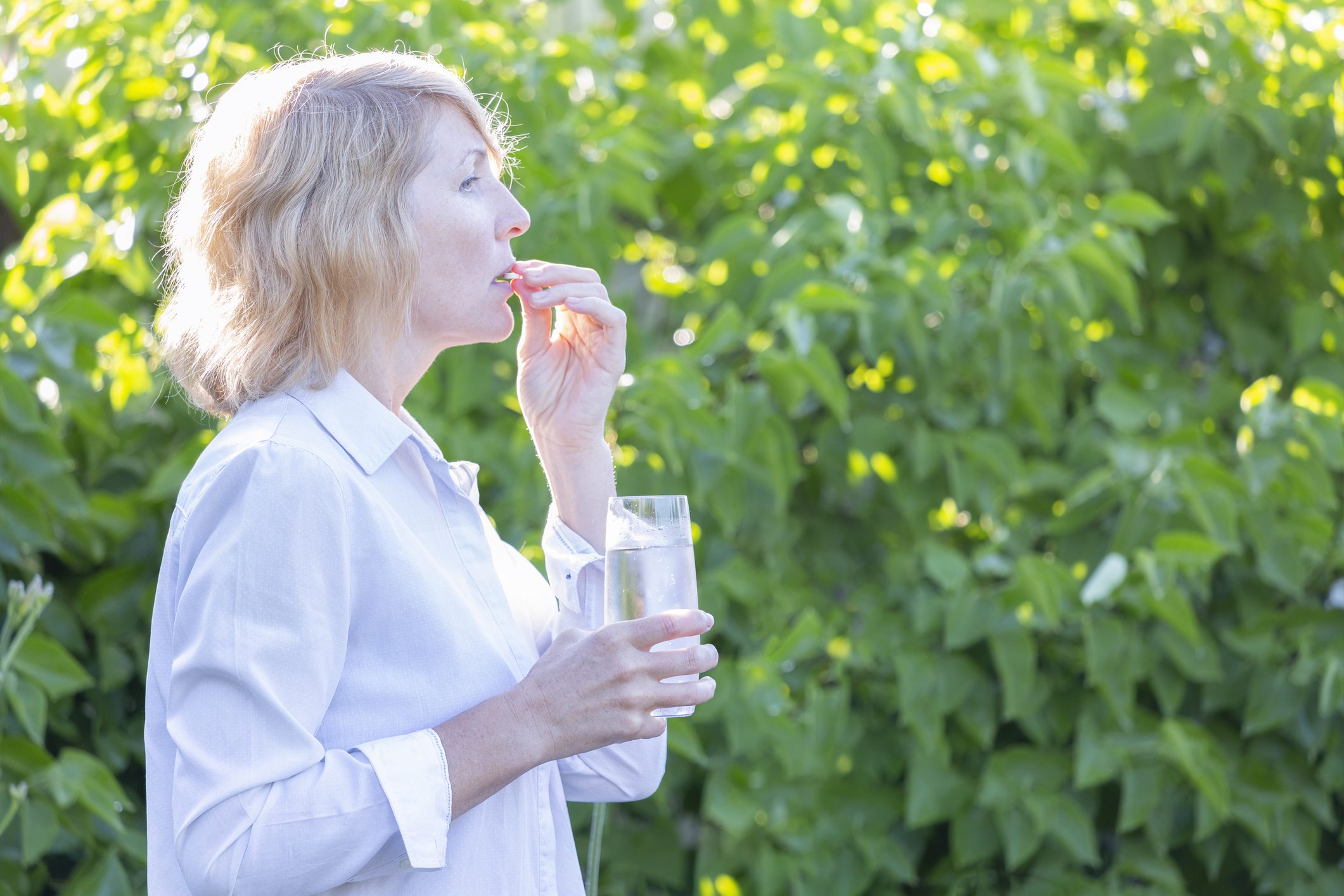 Navigate Menopause With These Powerful Nutrients 